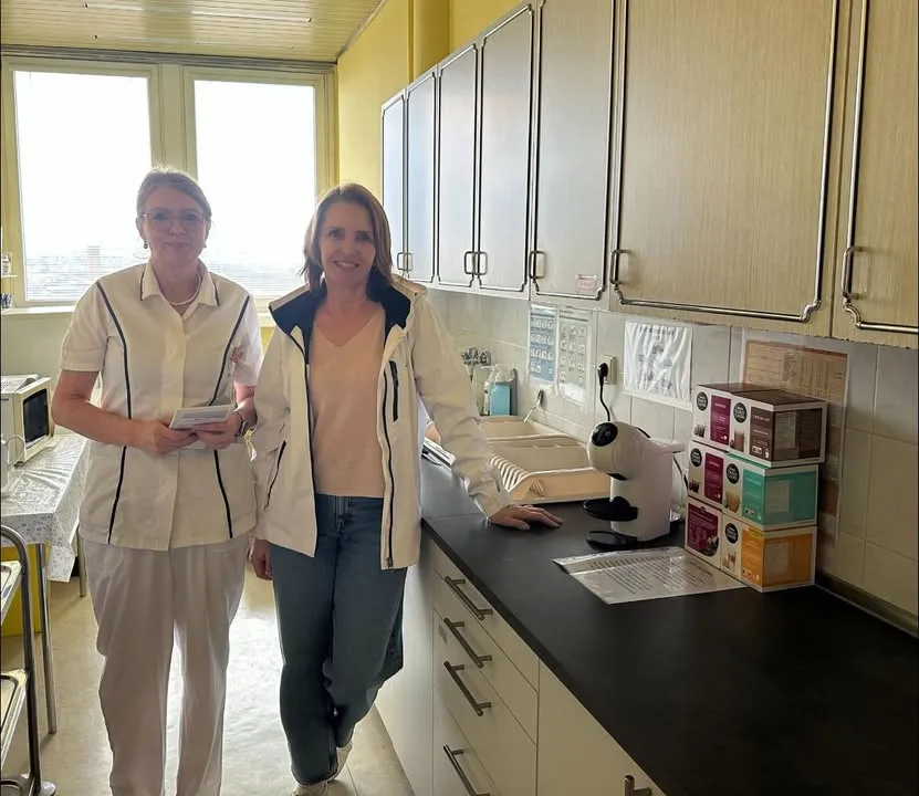 Příspěvek: Těžko se vymýšlí slova pro tak obrovskou podporu projektu Káva pro rodiče.
Jsem …